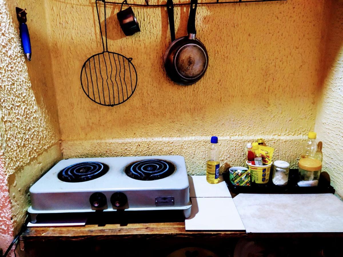 Hostal Latitud Ecuem كويتو المظهر الخارجي الصورة