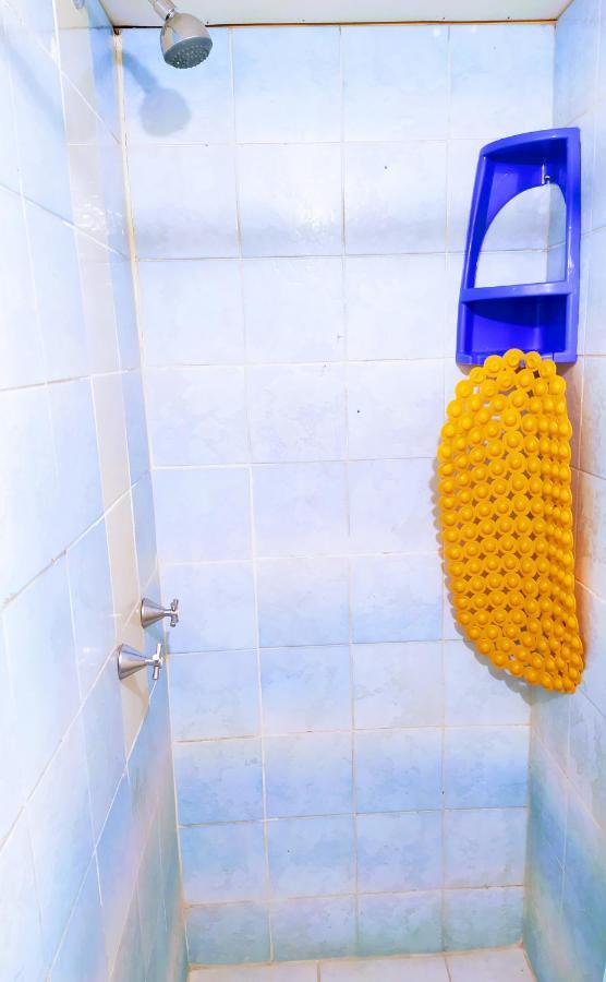 Hostal Latitud Ecuem كويتو المظهر الخارجي الصورة