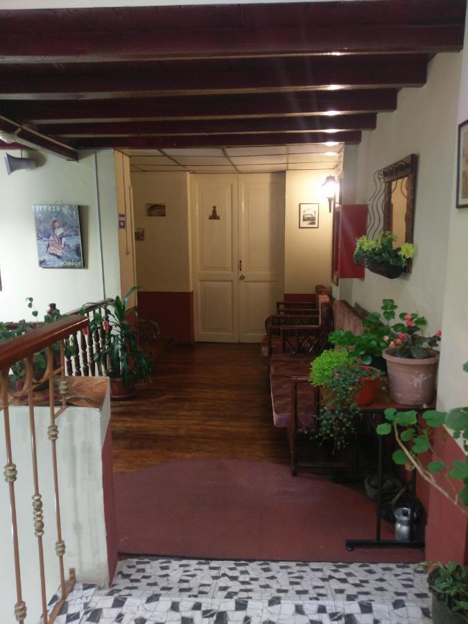 Hostal Latitud Ecuem كويتو المظهر الخارجي الصورة